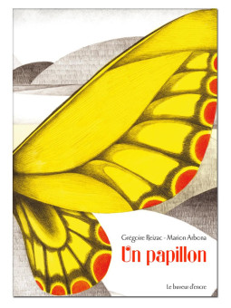 Un papillon