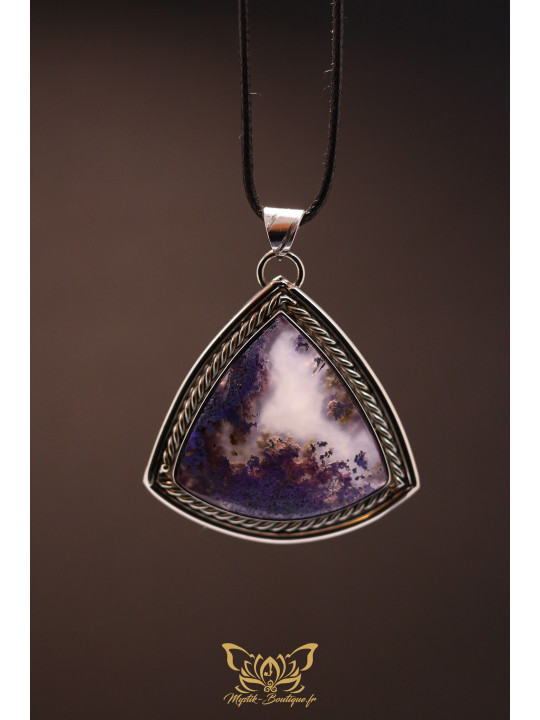 Collection Ranggawijaya - Pendentif en agate mousse colorée d'Indonésie - Forme trillion 12