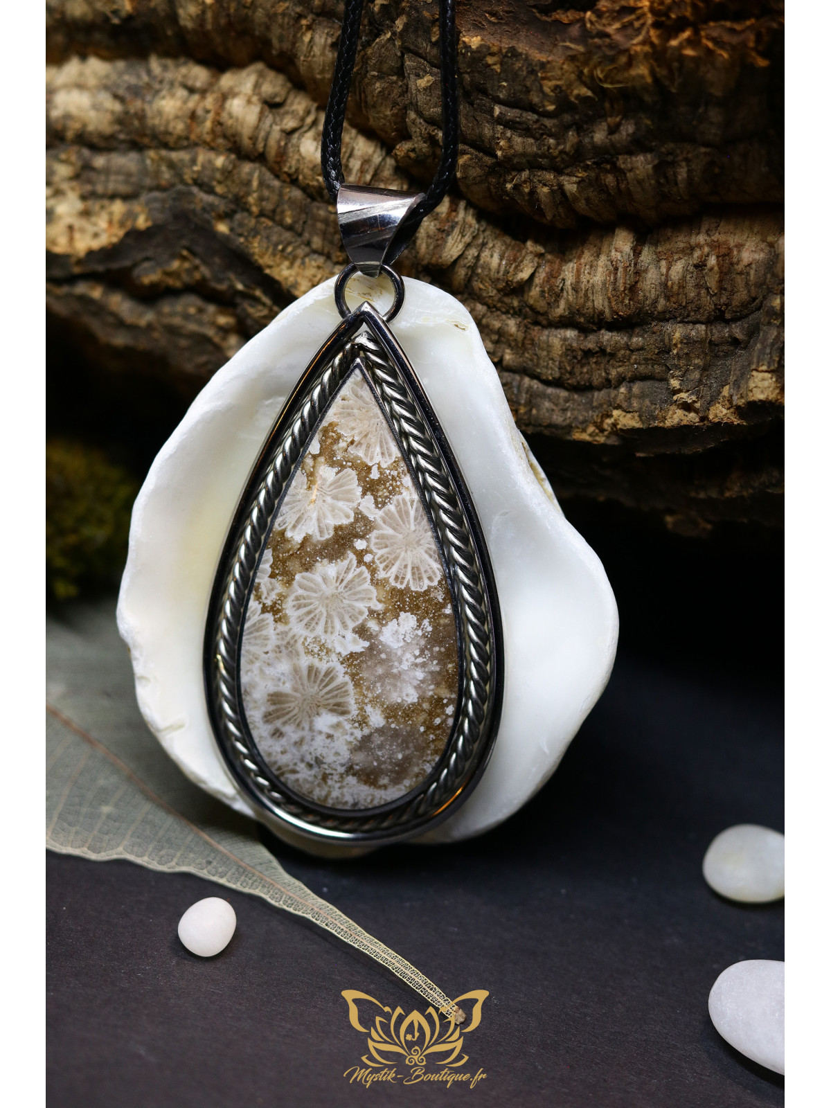 Collection Ranggawijaya - Pendentif en corail fossile d'Indonésie - Forme goutte 13