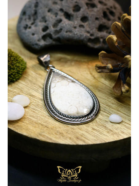 Collection Ranggawijaya - Pendentif en corail fossile d'Indonésie - Forme goutte 17