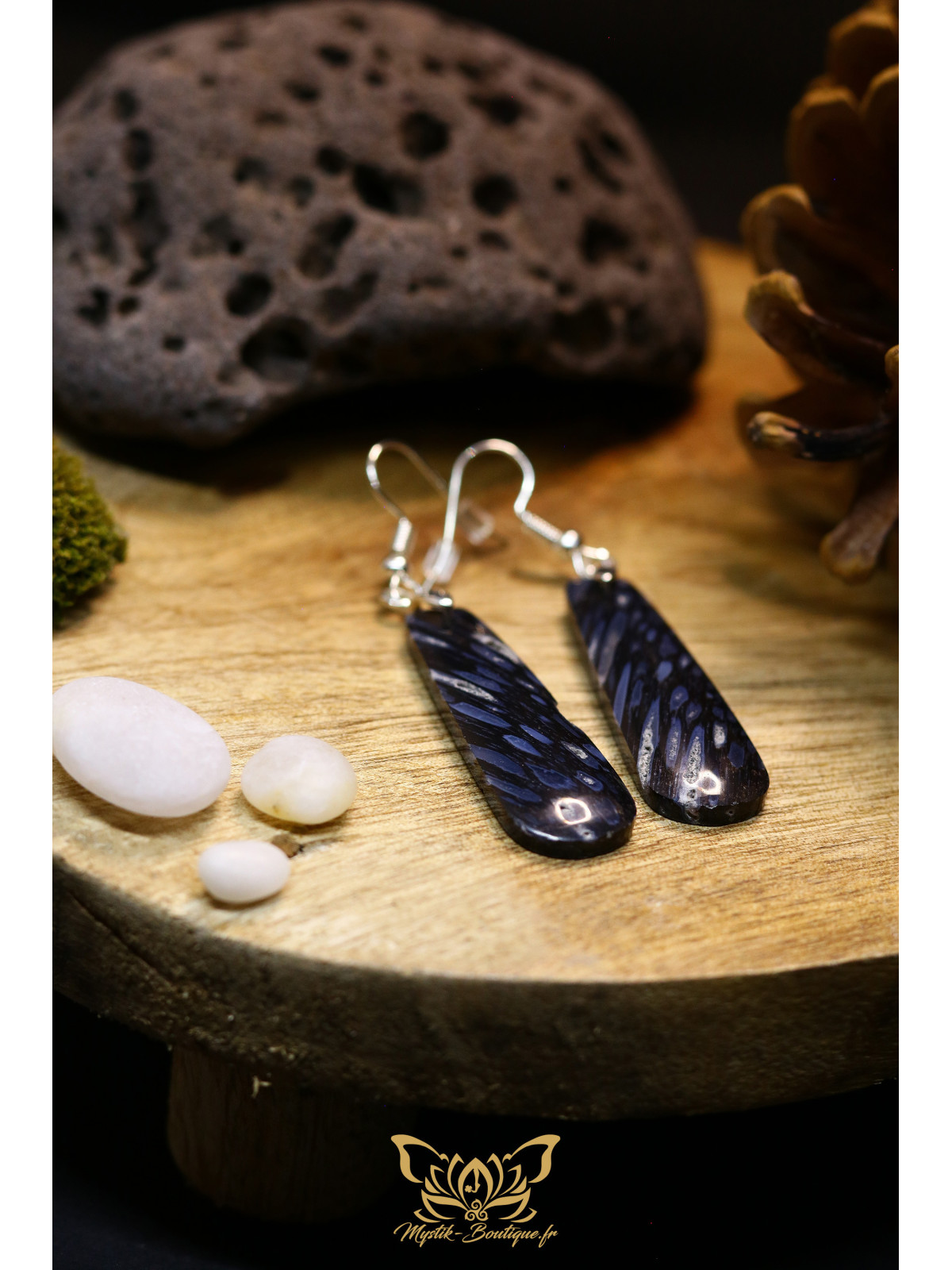 Boucles d'oreilles artisanales en racine de palmier fossilisée - Accroches en cuivre plaqué argent 925