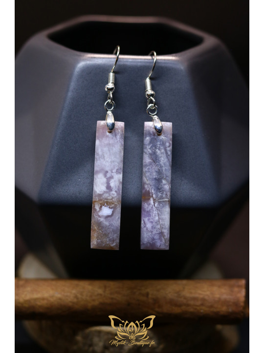 Boucles d'oreilles artisanales en agate violette - Accroches en cuivre plaqué argent 925