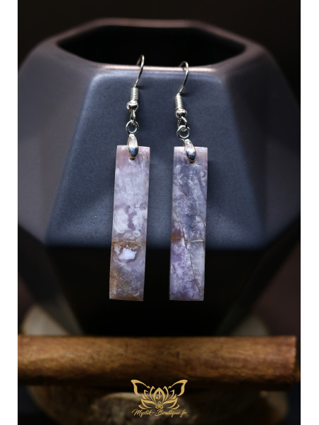 Boucles d'oreilles artisanales en agate violette - Accroches en cuivre plaqué argent 925