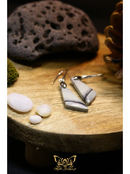 Boucles d'oreilles artisanales en jaspe picasso - Accroches en laiton plaqué platine