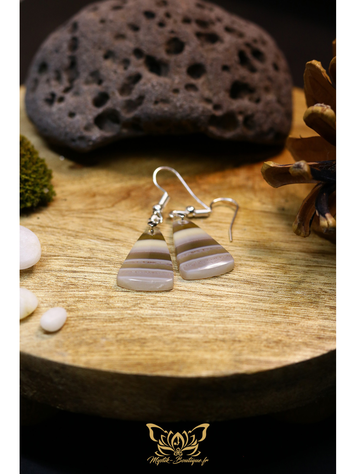Boucles d'oreilles artisanales flammes en fluorite arc-en-ciel - Accroches en laiton plaqué argent 925