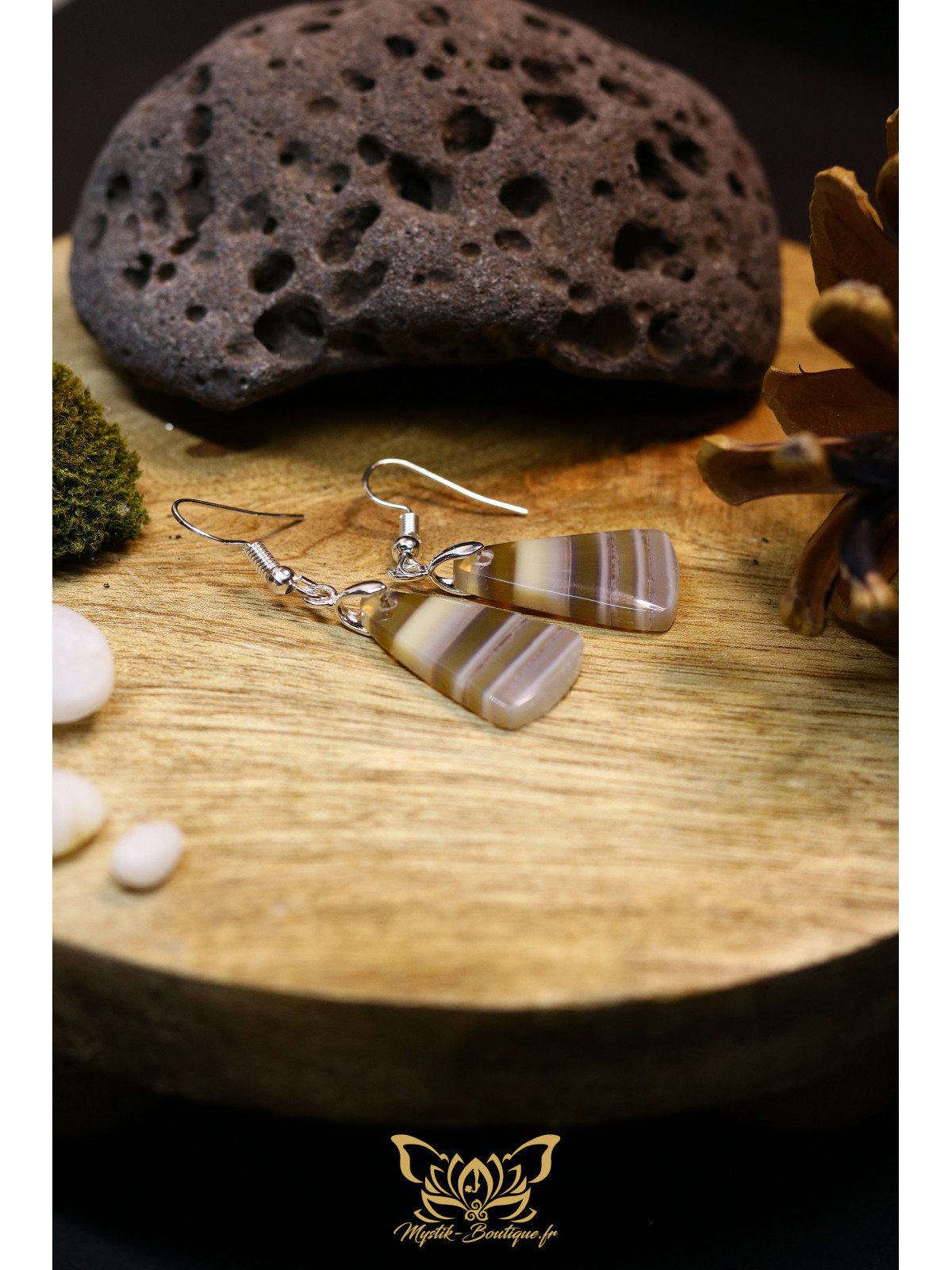 Boucles d'oreilles artisanales flammes en fluorite arc-en-ciel - Accroches en laiton plaqué argent 925