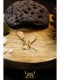 Boucles d'oreilles artisanales cravates en corail fossile - Accroches en laiton plaqué or 18K