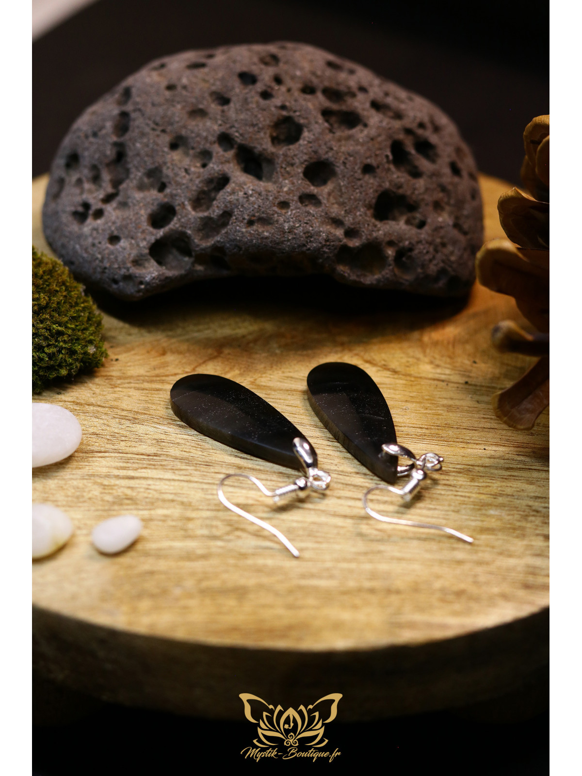 Boucles d'oreilles artisanales gouttes en obsidienne - Accroches en laiton plaqué argent 925