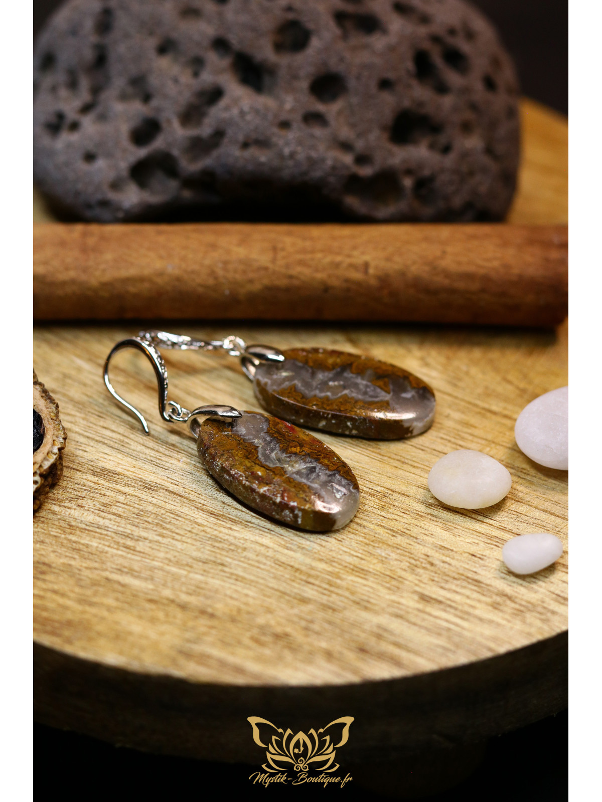Boucles d'oreilles artisanales ovales en agate Seam (Agate de couture) - Accroches en laiton plaqué platine